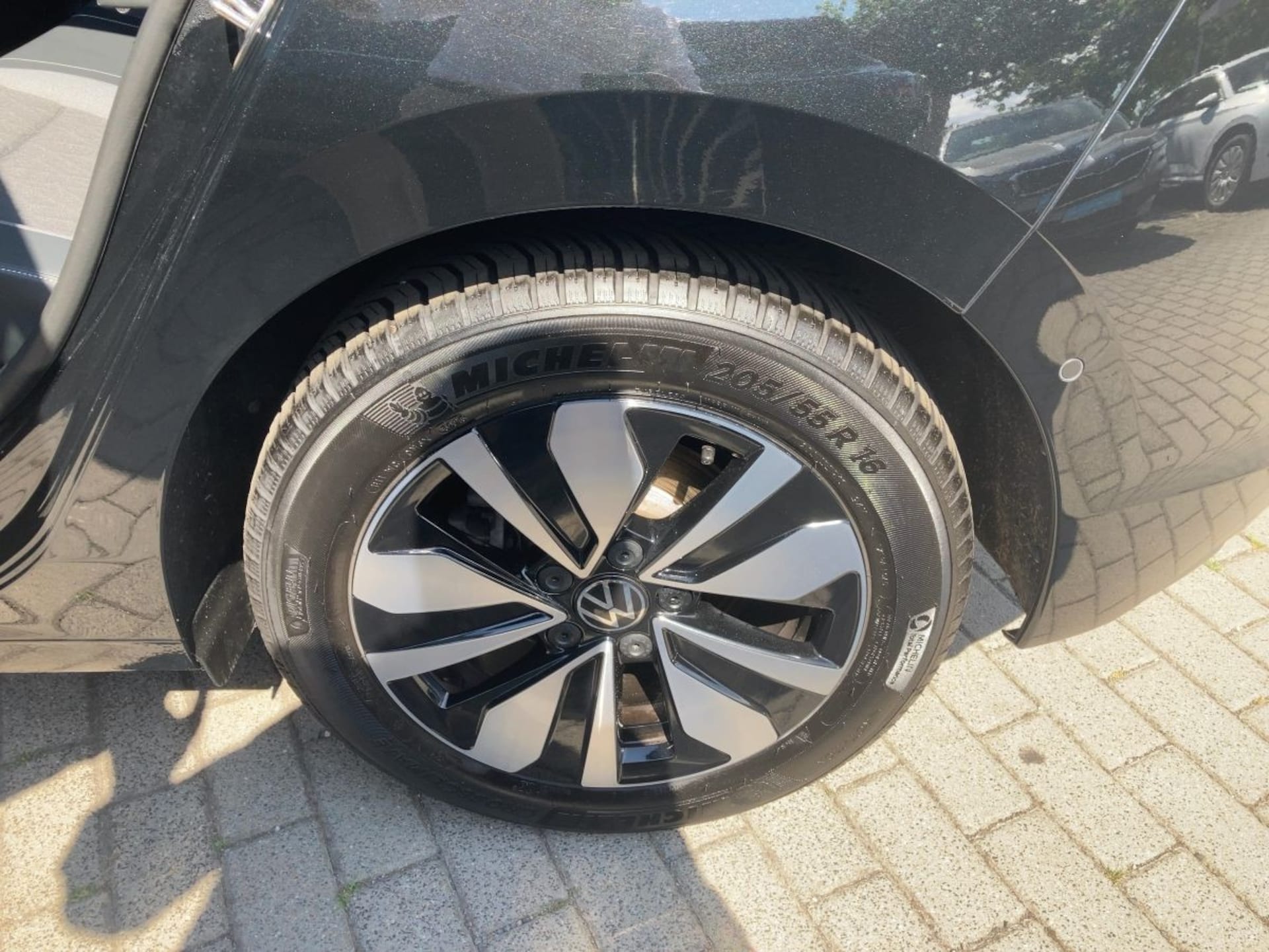 Volkswagen Golf Life