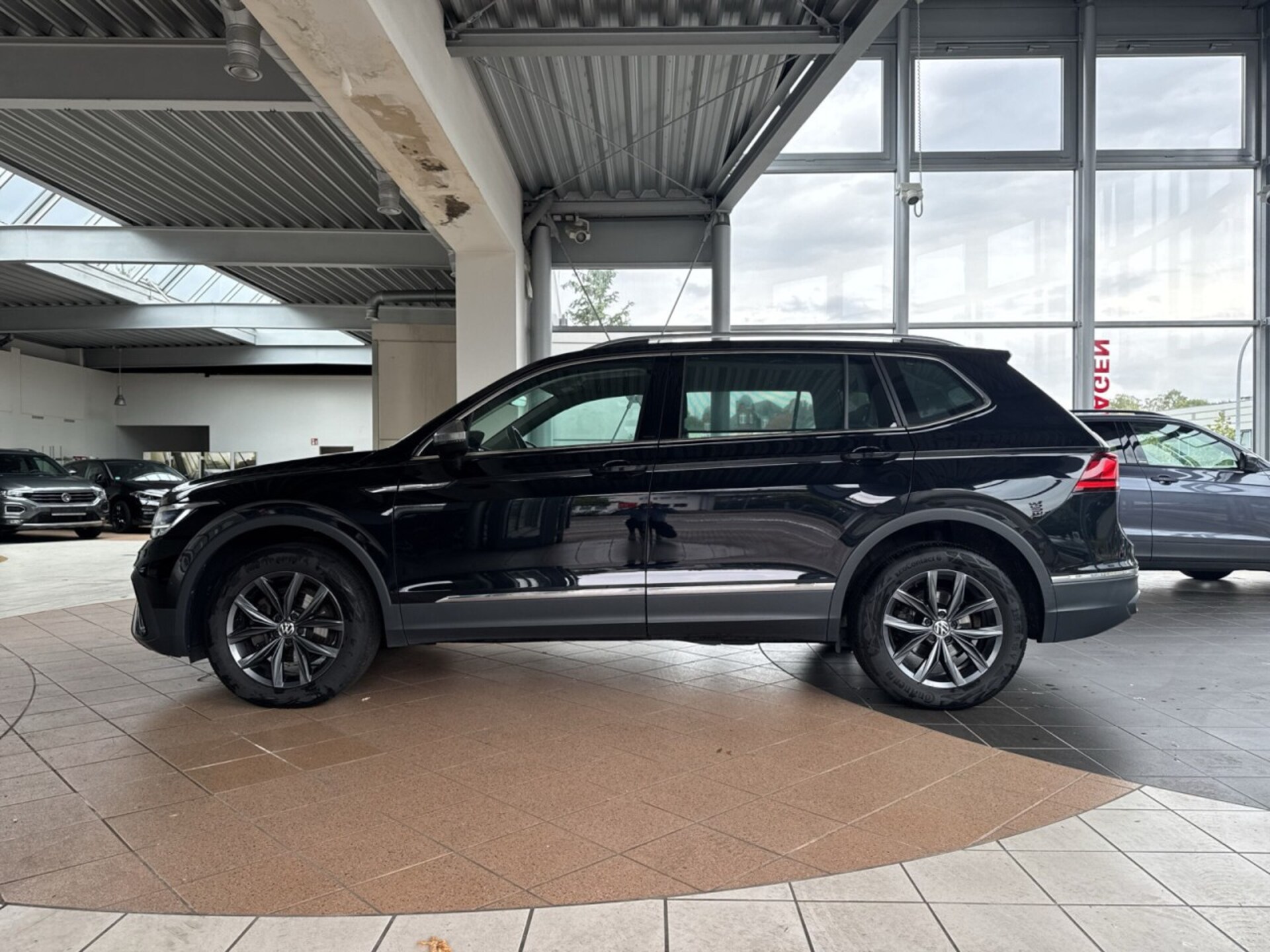 Volkswagen Tiguan Allspace Life