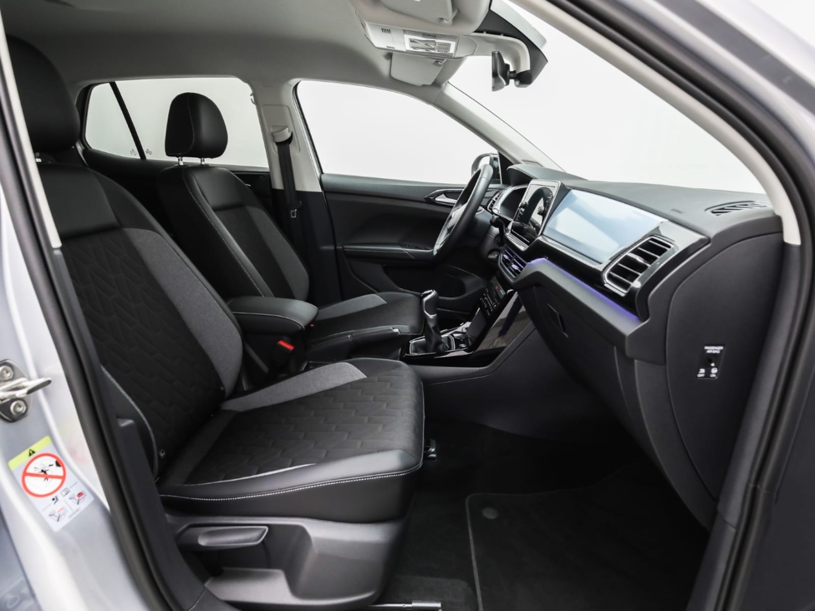Volkswagen T-Cross – Bild 11