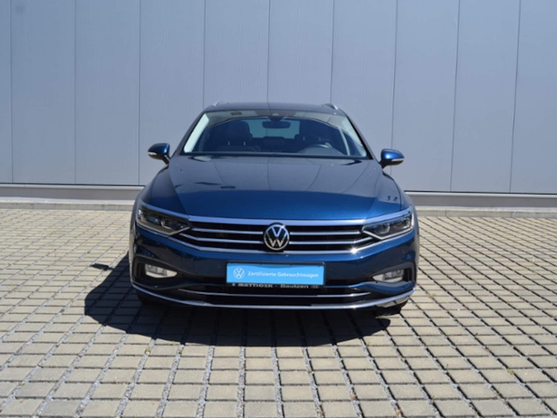 Volkswagen Passat Variant Elegance