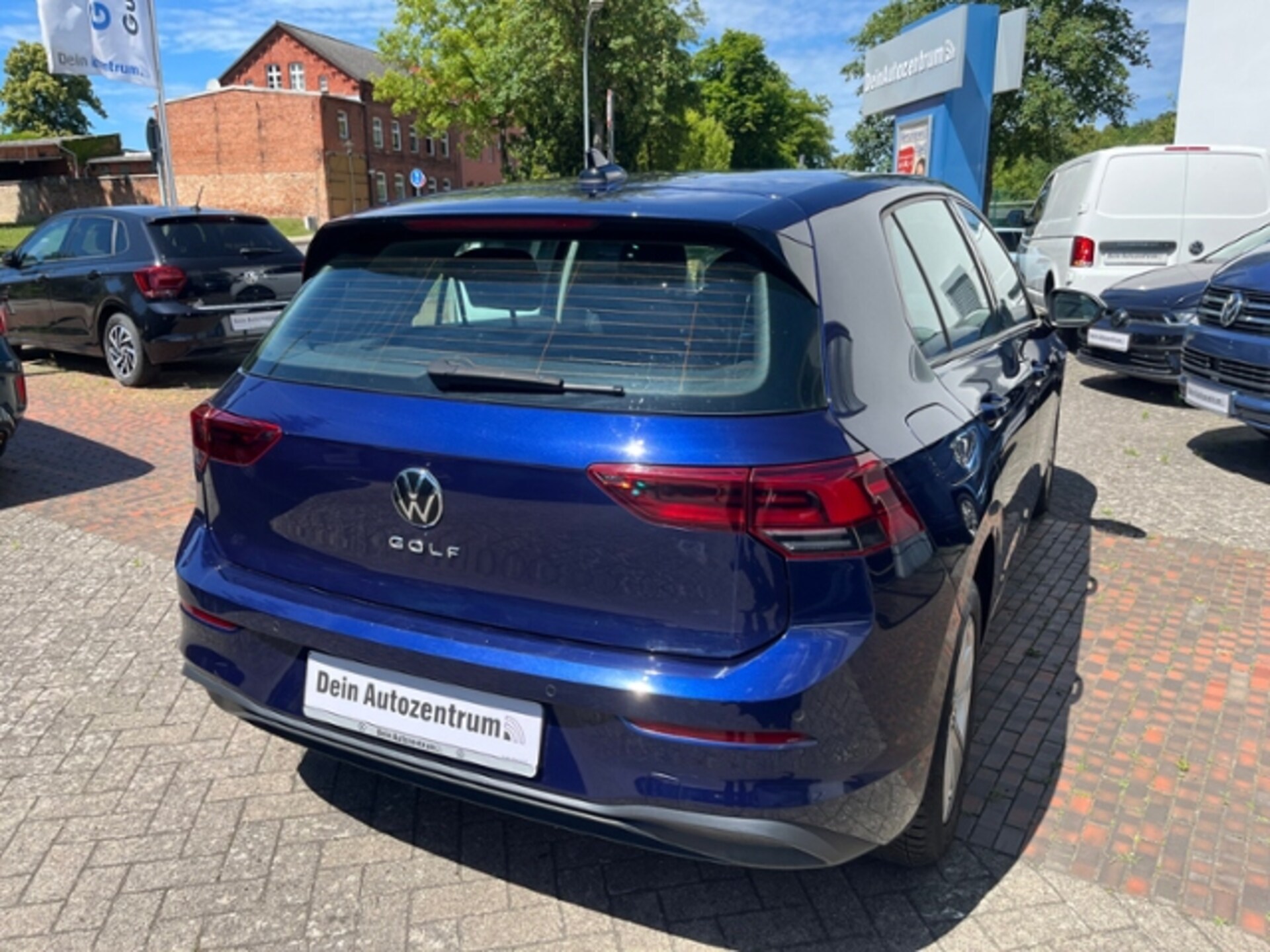 Volkswagen Golf Life