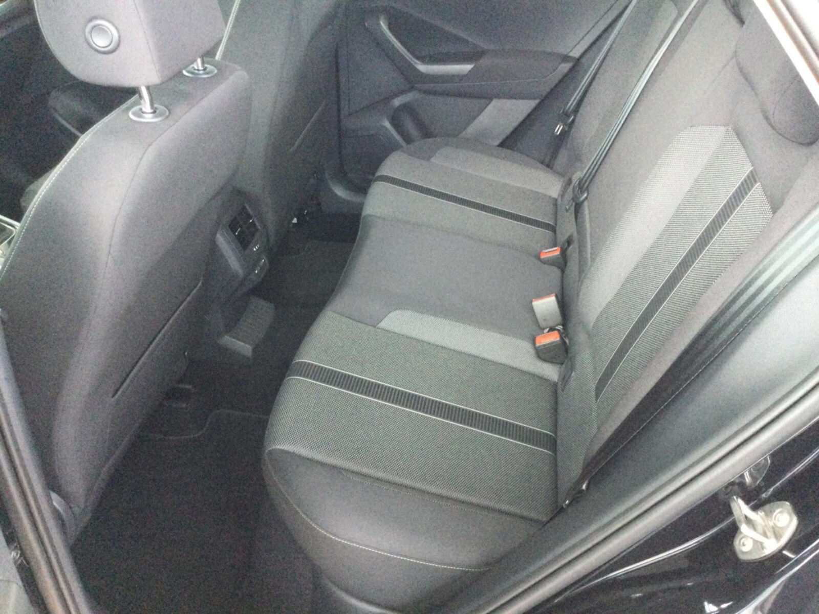 Volkswagen T-Roc – Bild 10