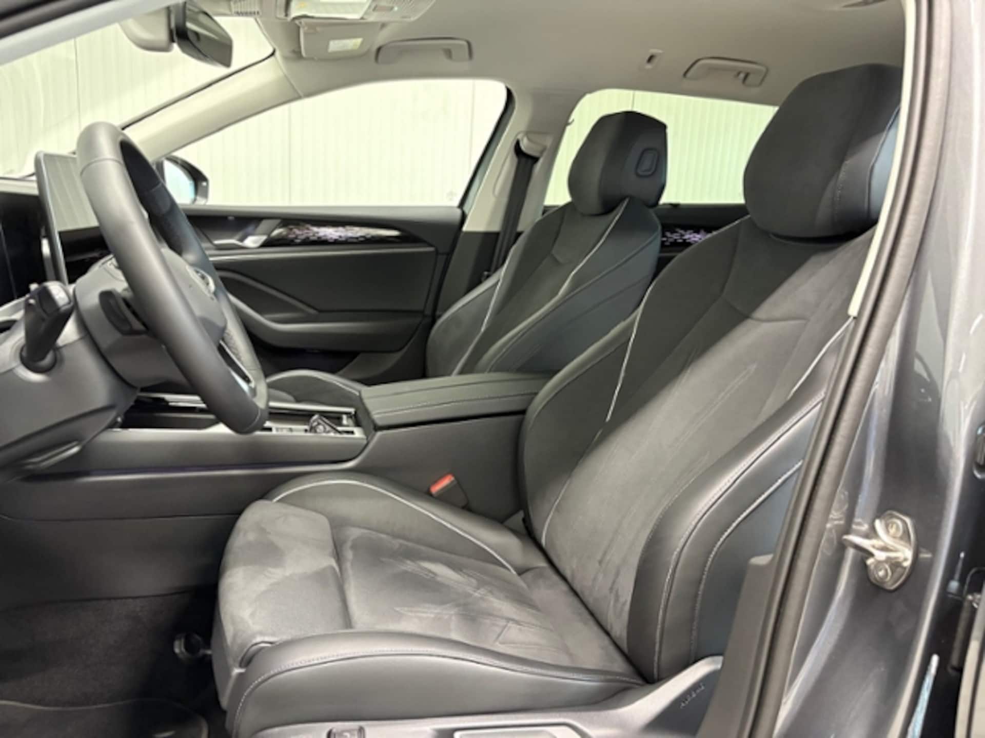 Volkswagen Passat Elegance