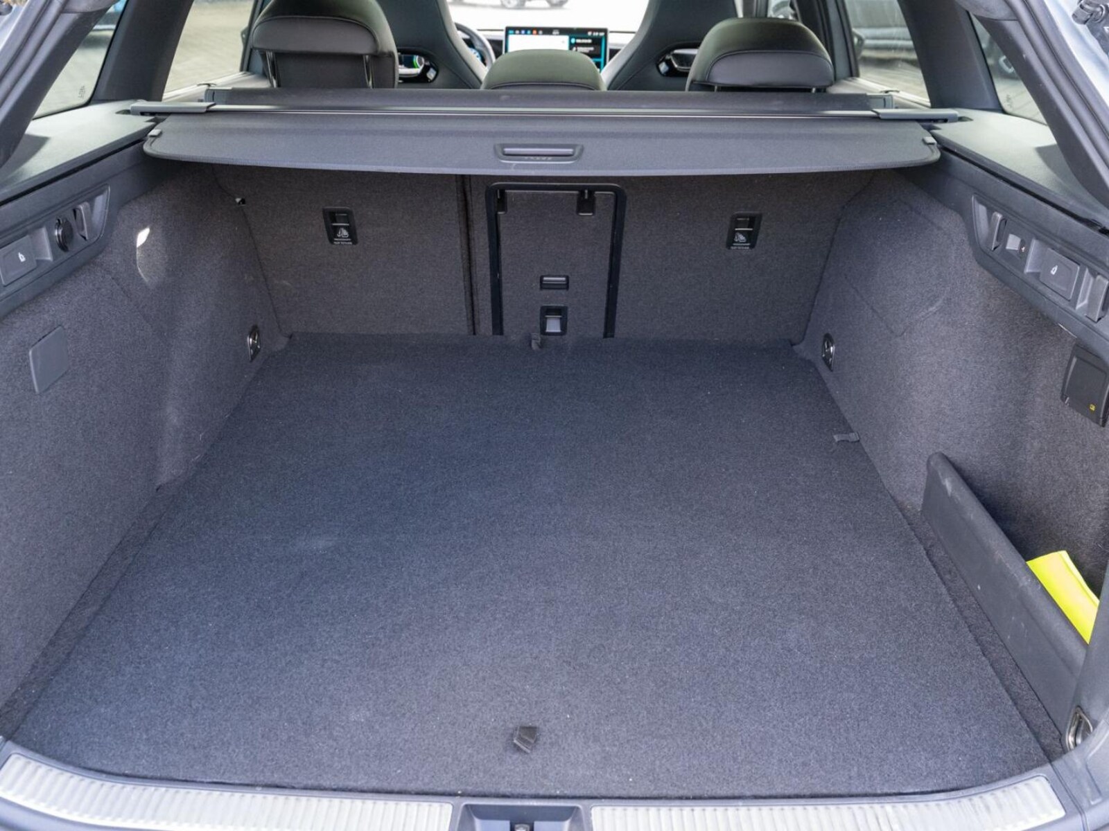 Volkswagen Passat – Bild 9