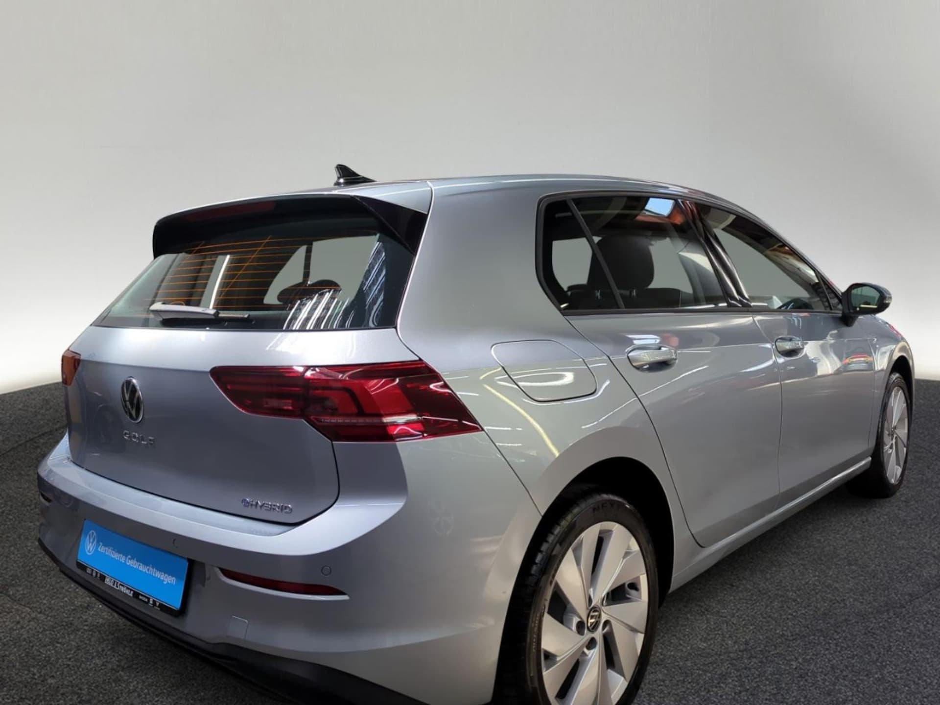 Volkswagen Golf Life