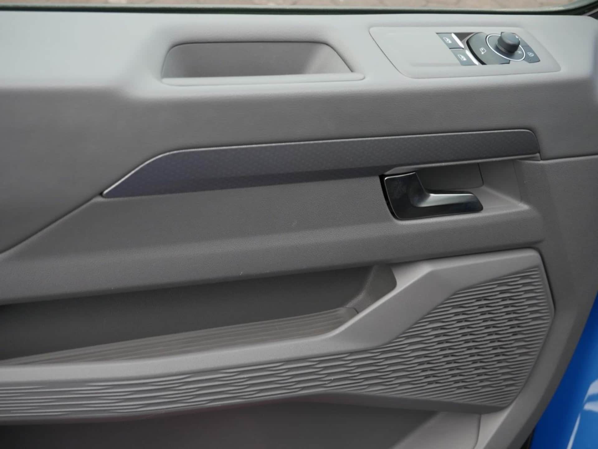 Volkswagen e-Caravelle Langer Radstand Style