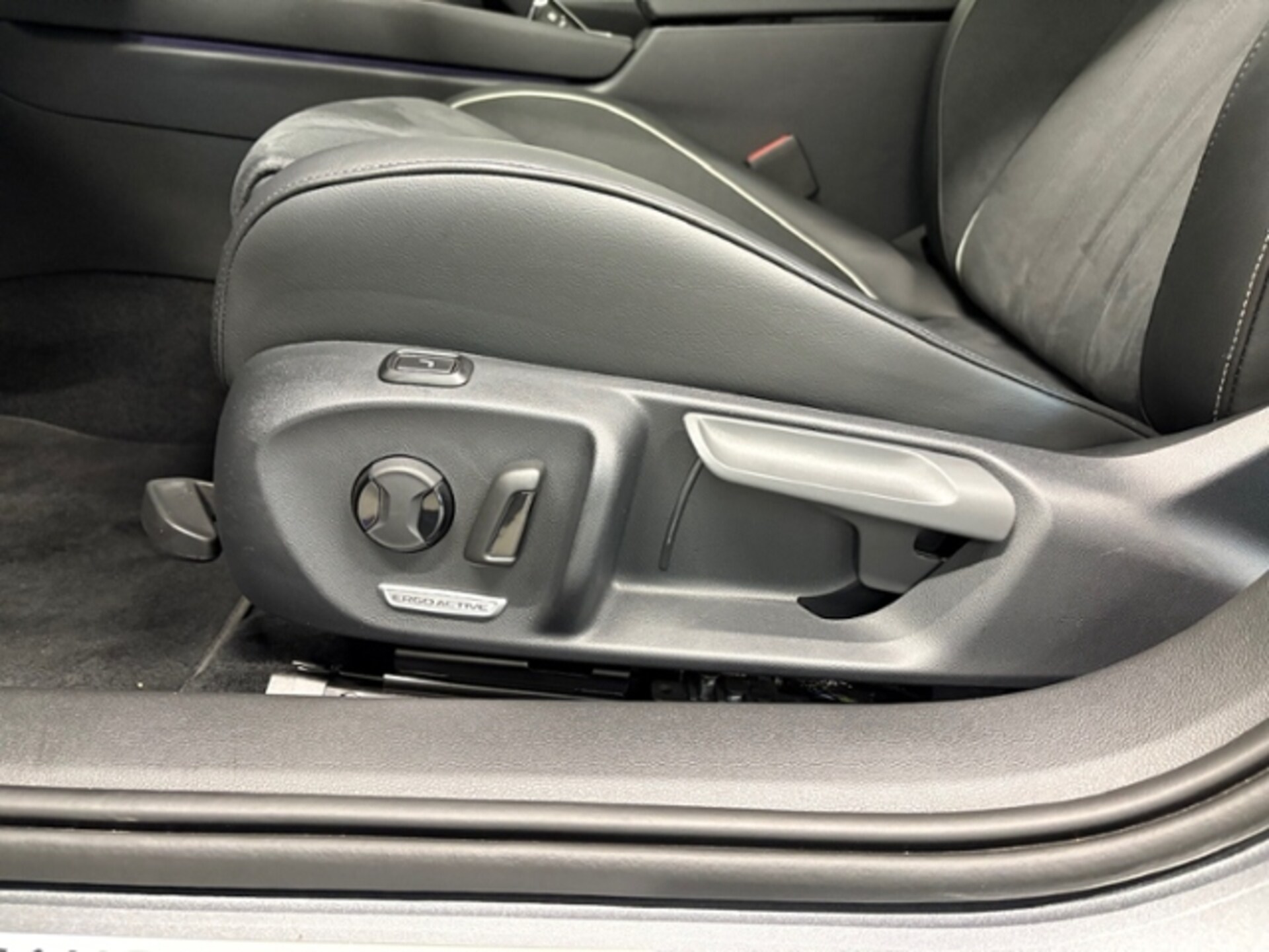 Volkswagen Passat Elegance