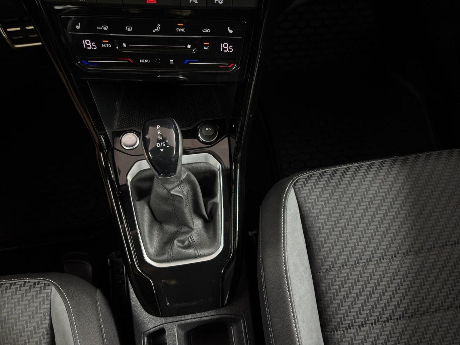 Volkswagen T-Roc Cabriolet – Bild 14