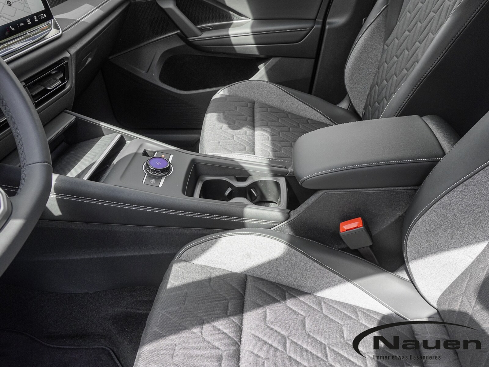 Volkswagen Tiguan – Bild 14