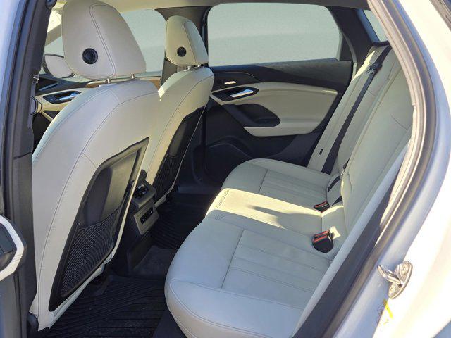 2025 Audi A6 Sportback e-tron Premium Plus - Photo 11
