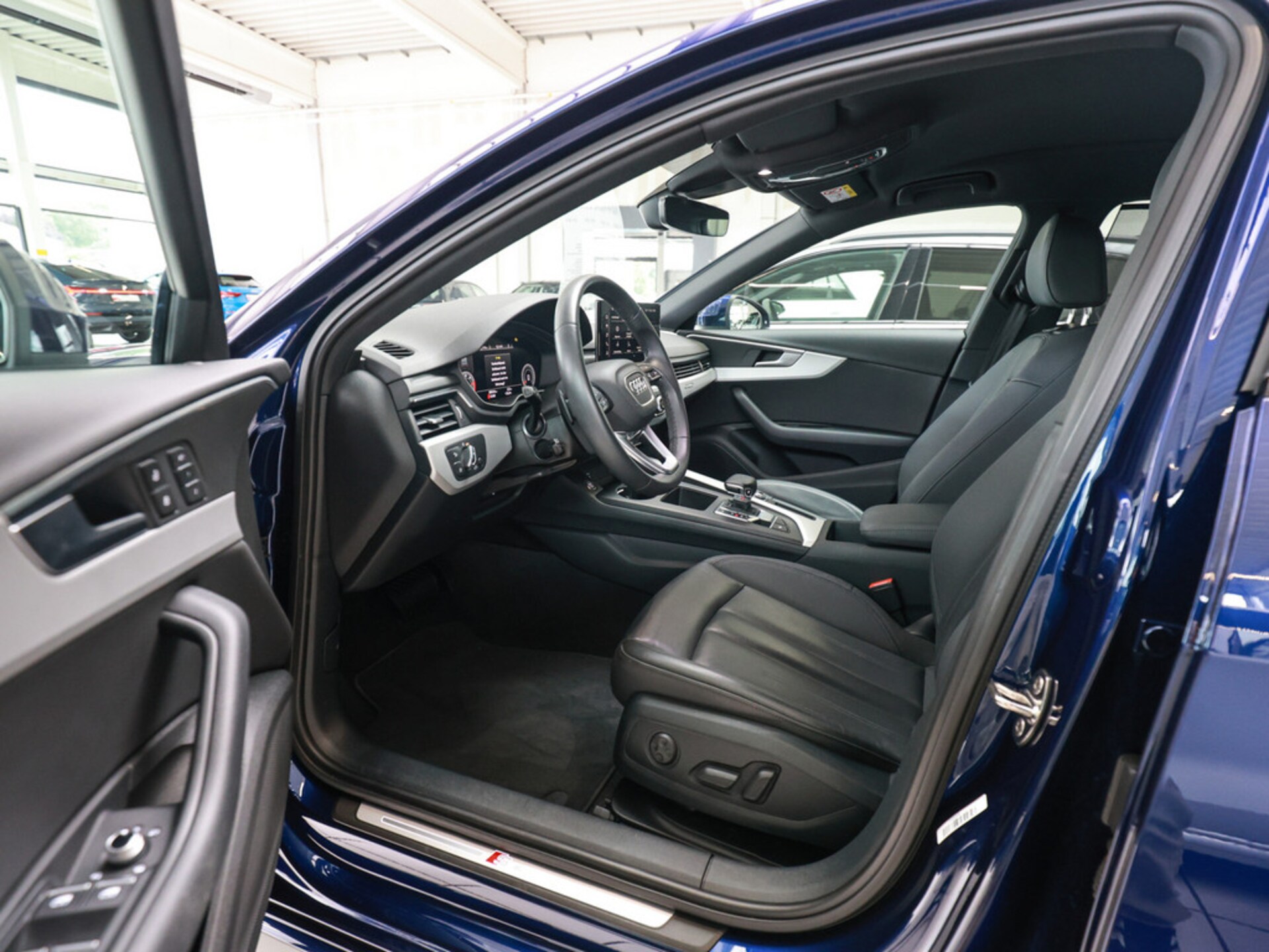 Audi A4 Avant S line