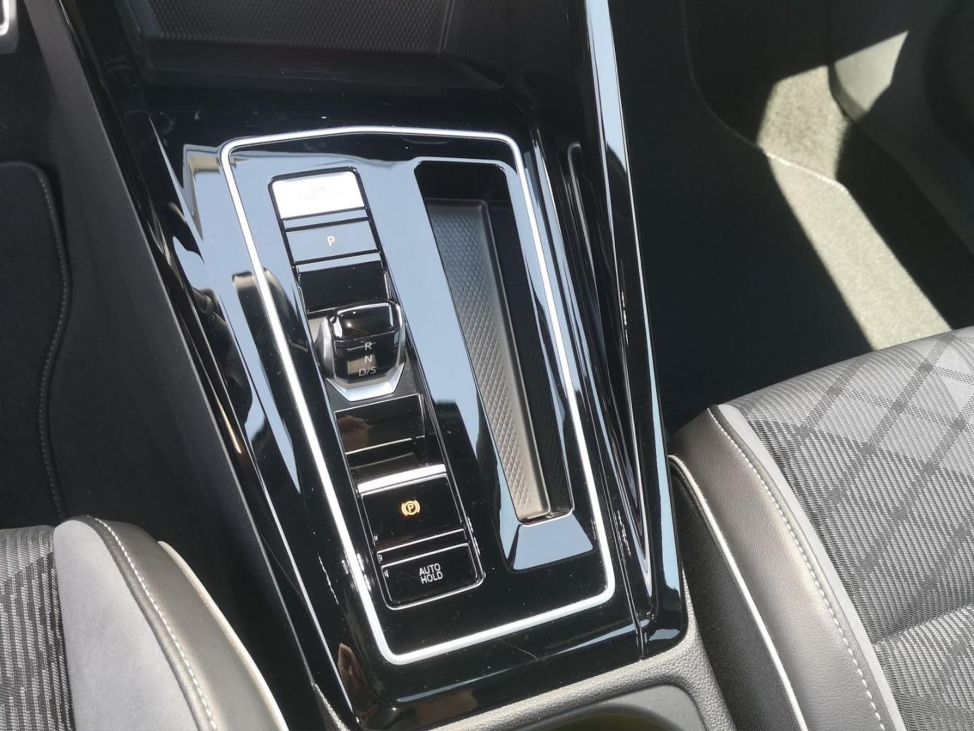 Volkswagen Golf Variant R-Line