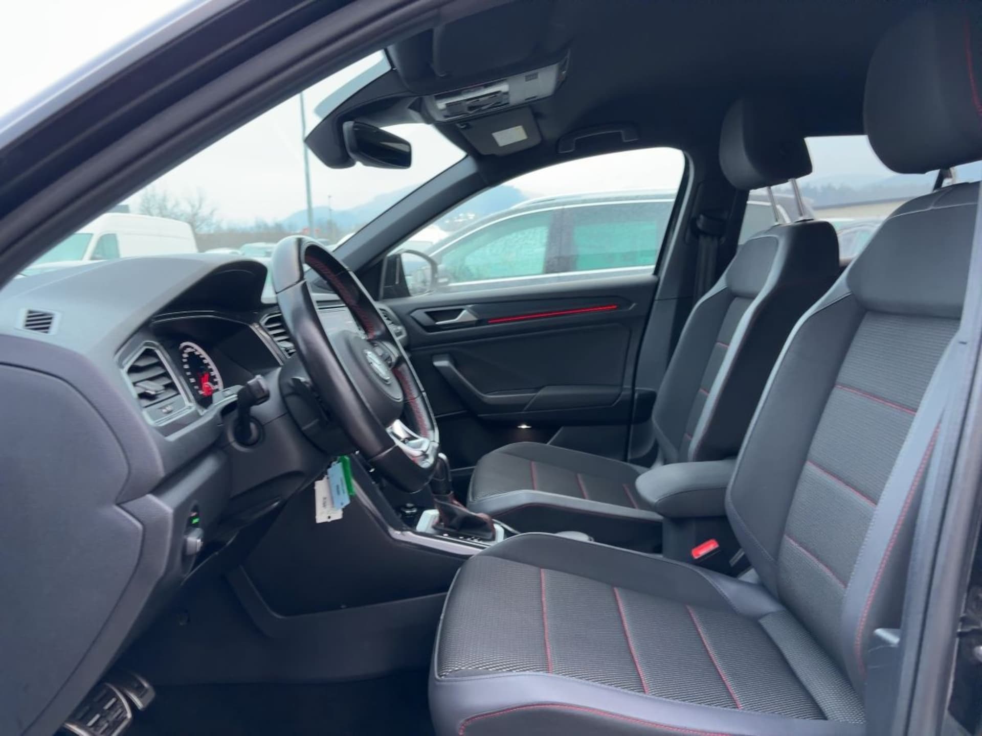 Volkswagen T-Roc Sport