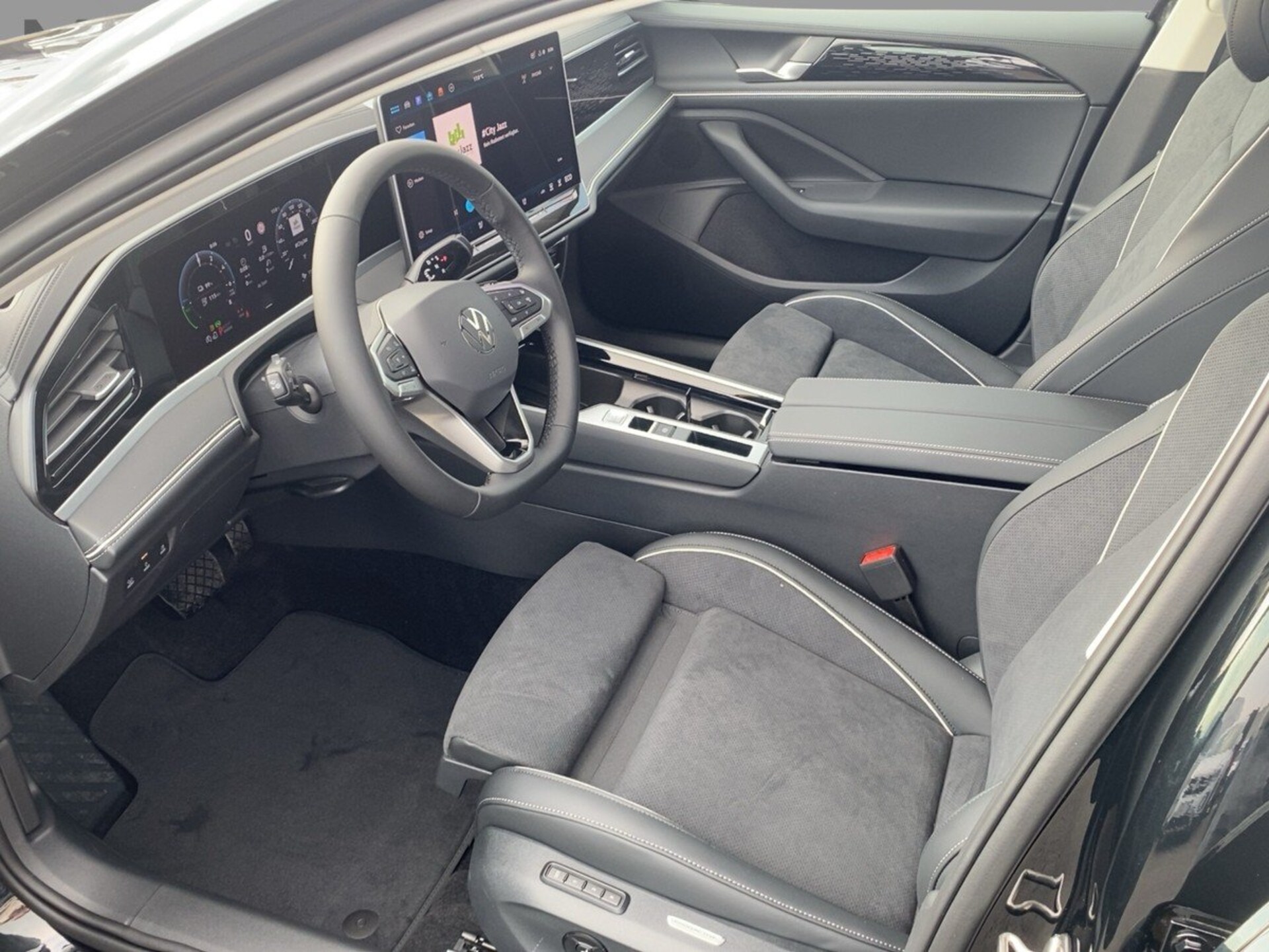 Volkswagen Passat Elegance