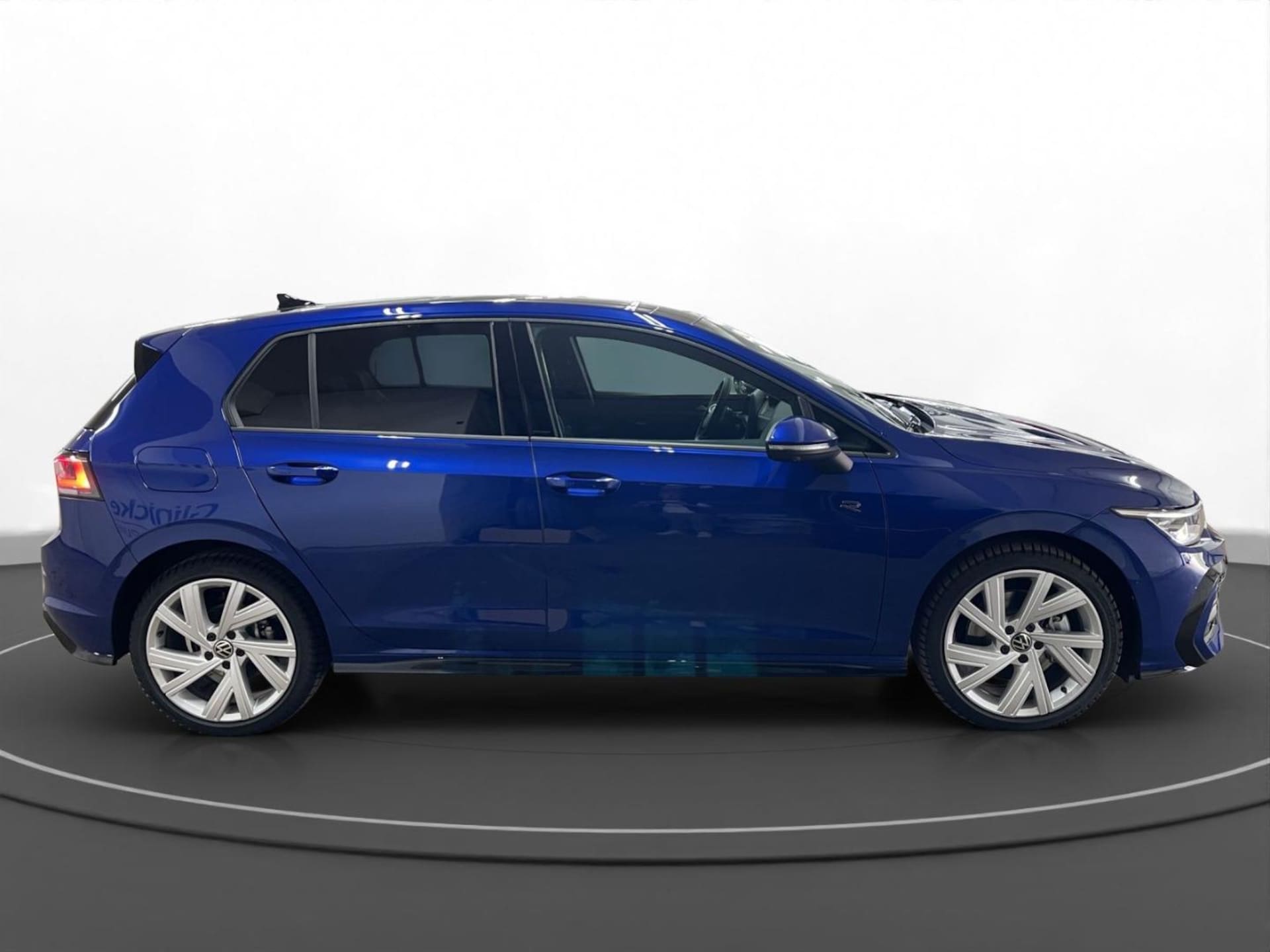 Volkswagen Golf R-Line