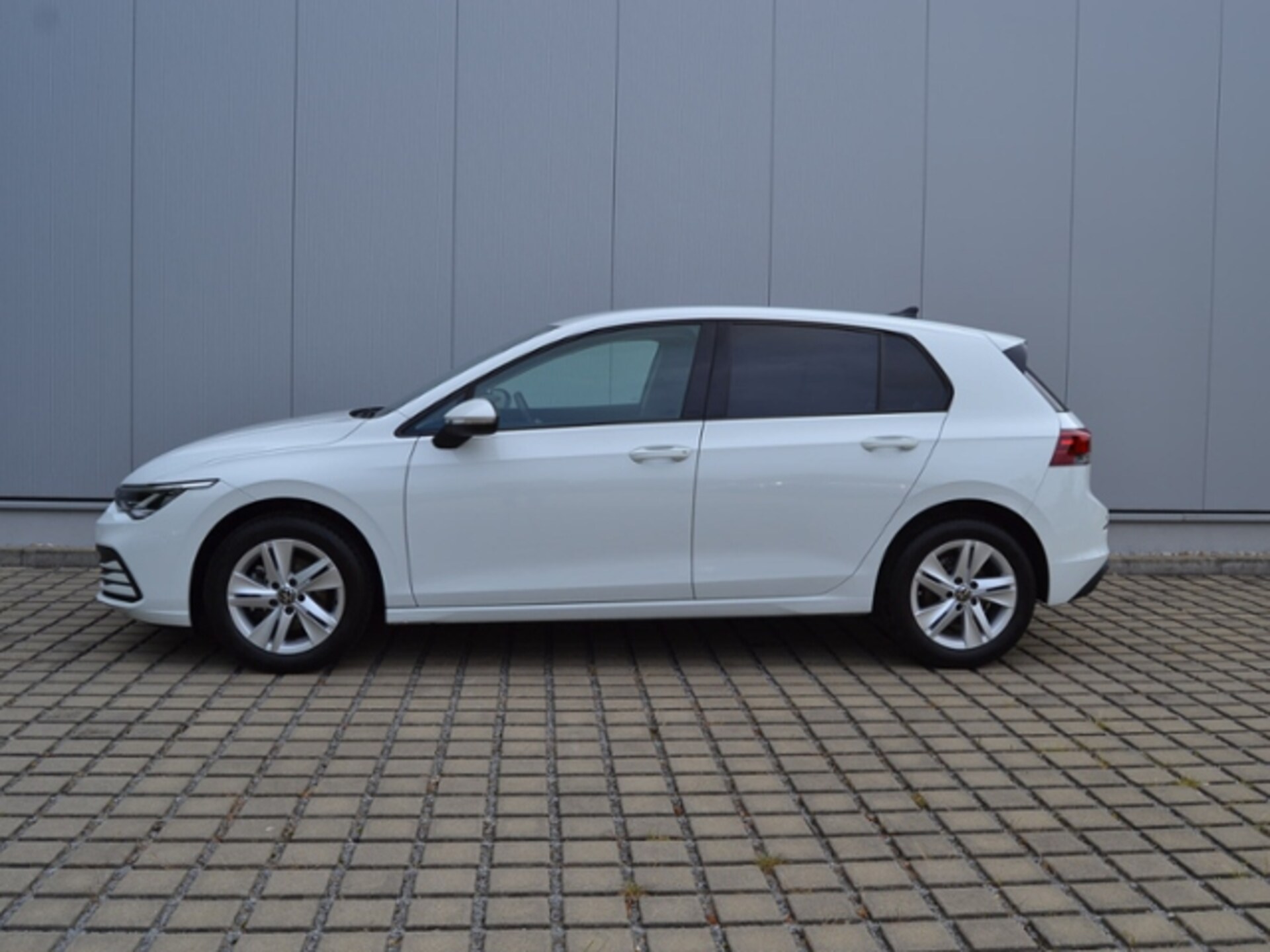 Volkswagen Golf Life
