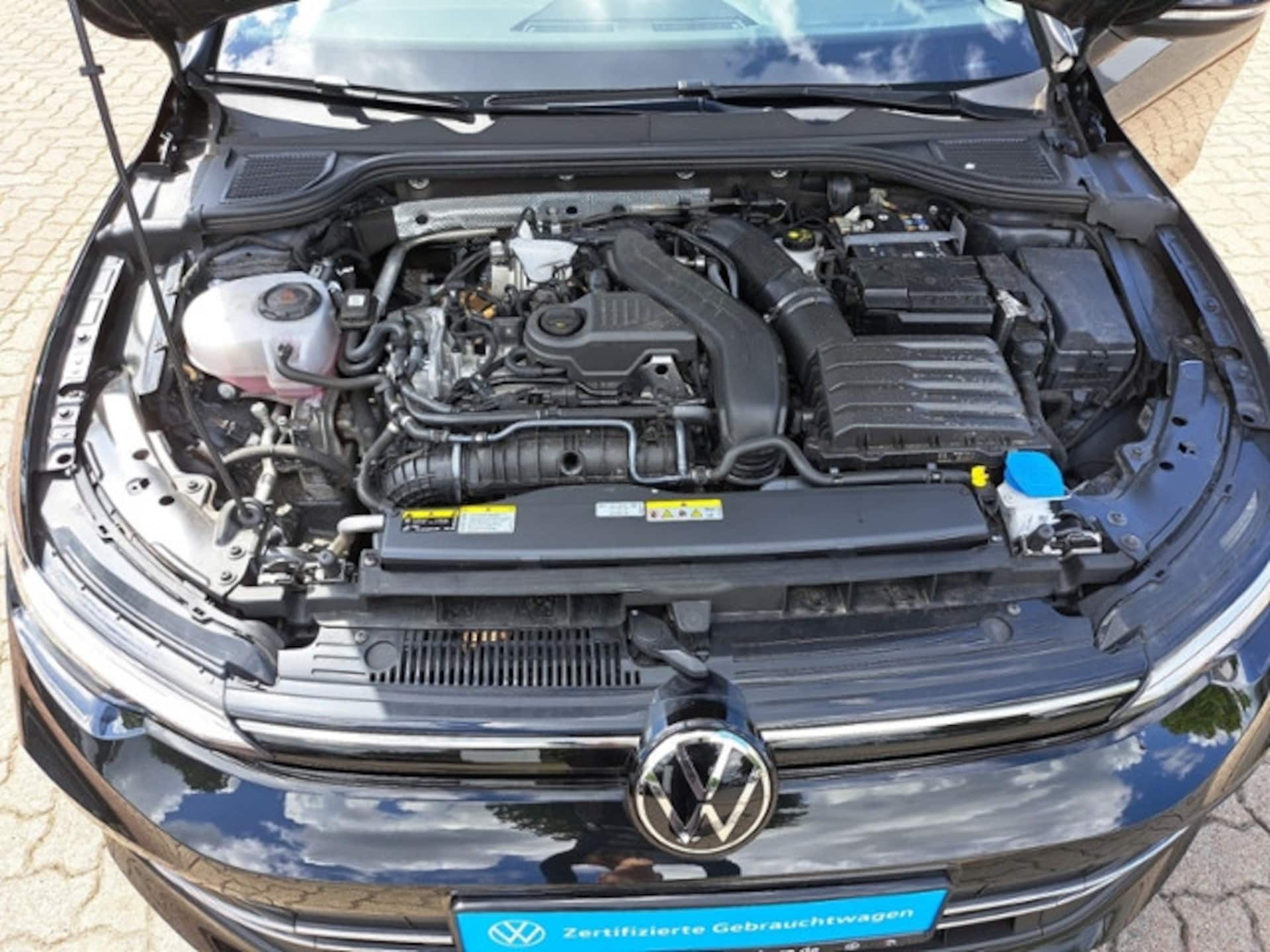 Volkswagen Golf Life