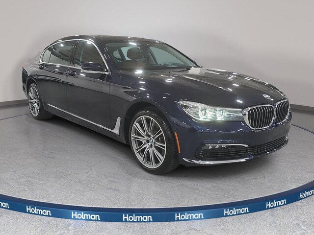 2018 BMW 740i