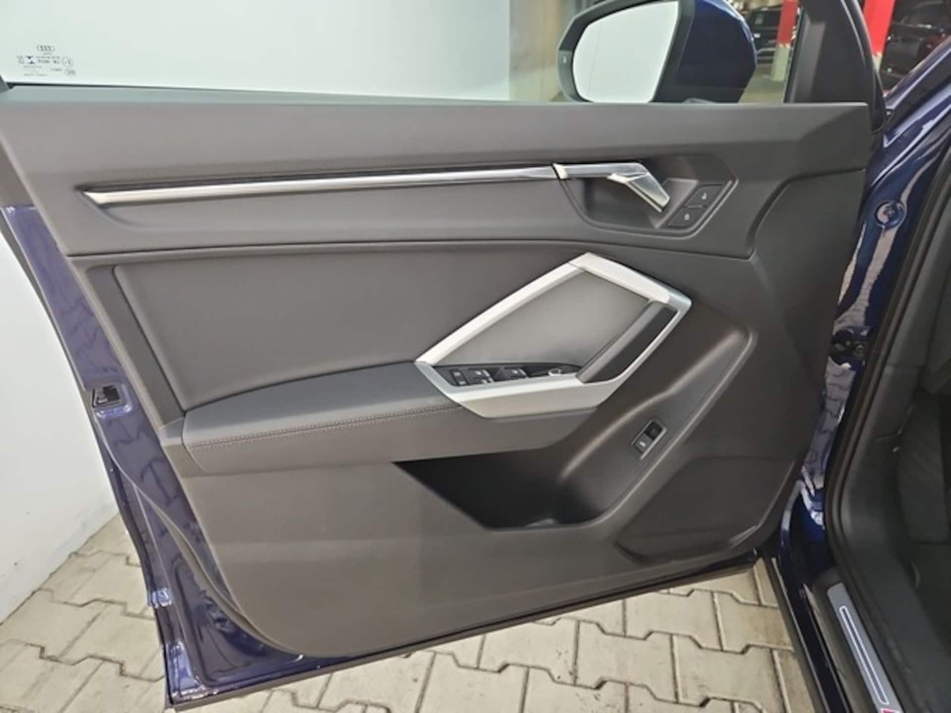 Audi Q3 SUV S line