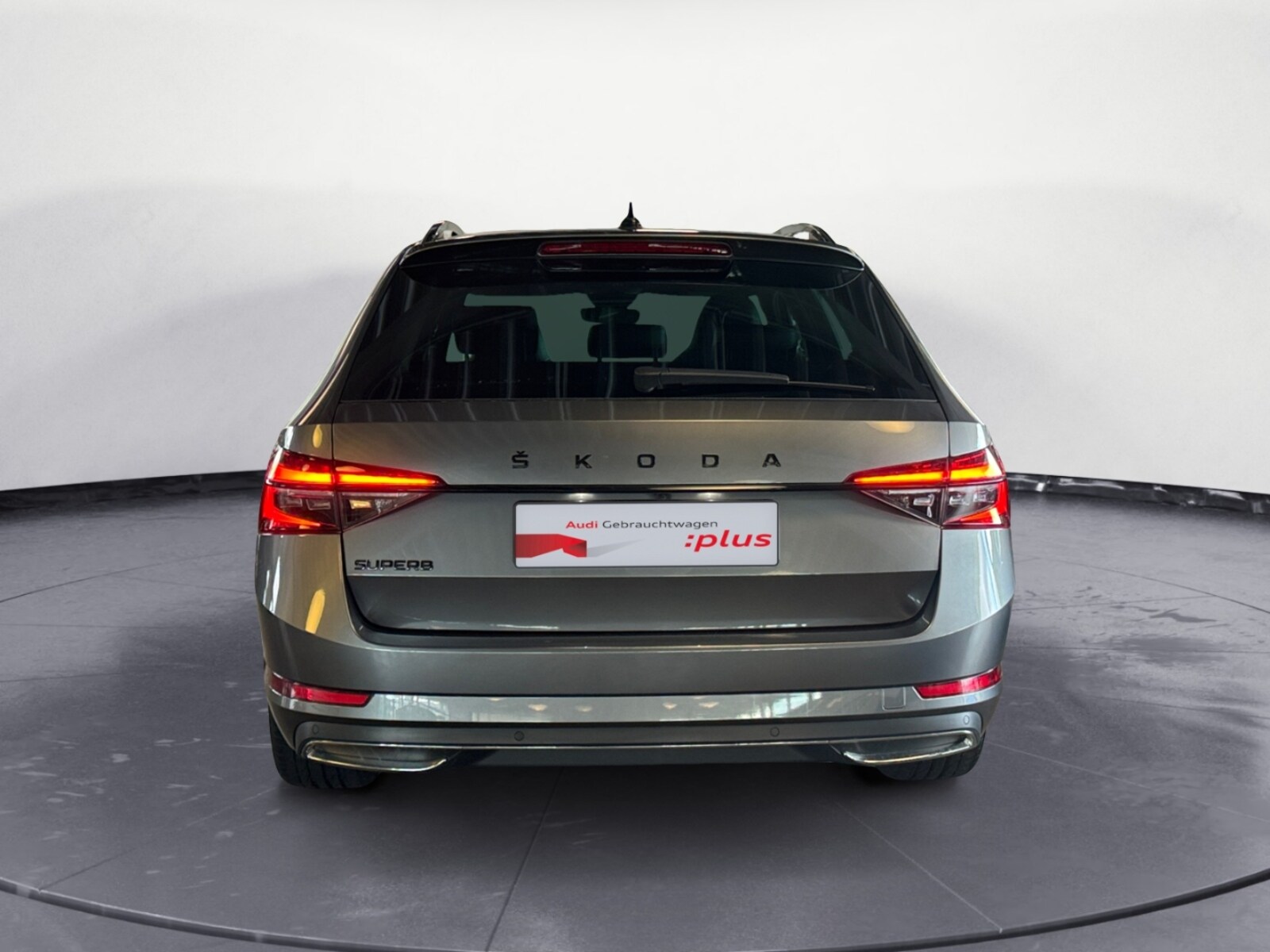 Škoda Superb Combi – Bild 3