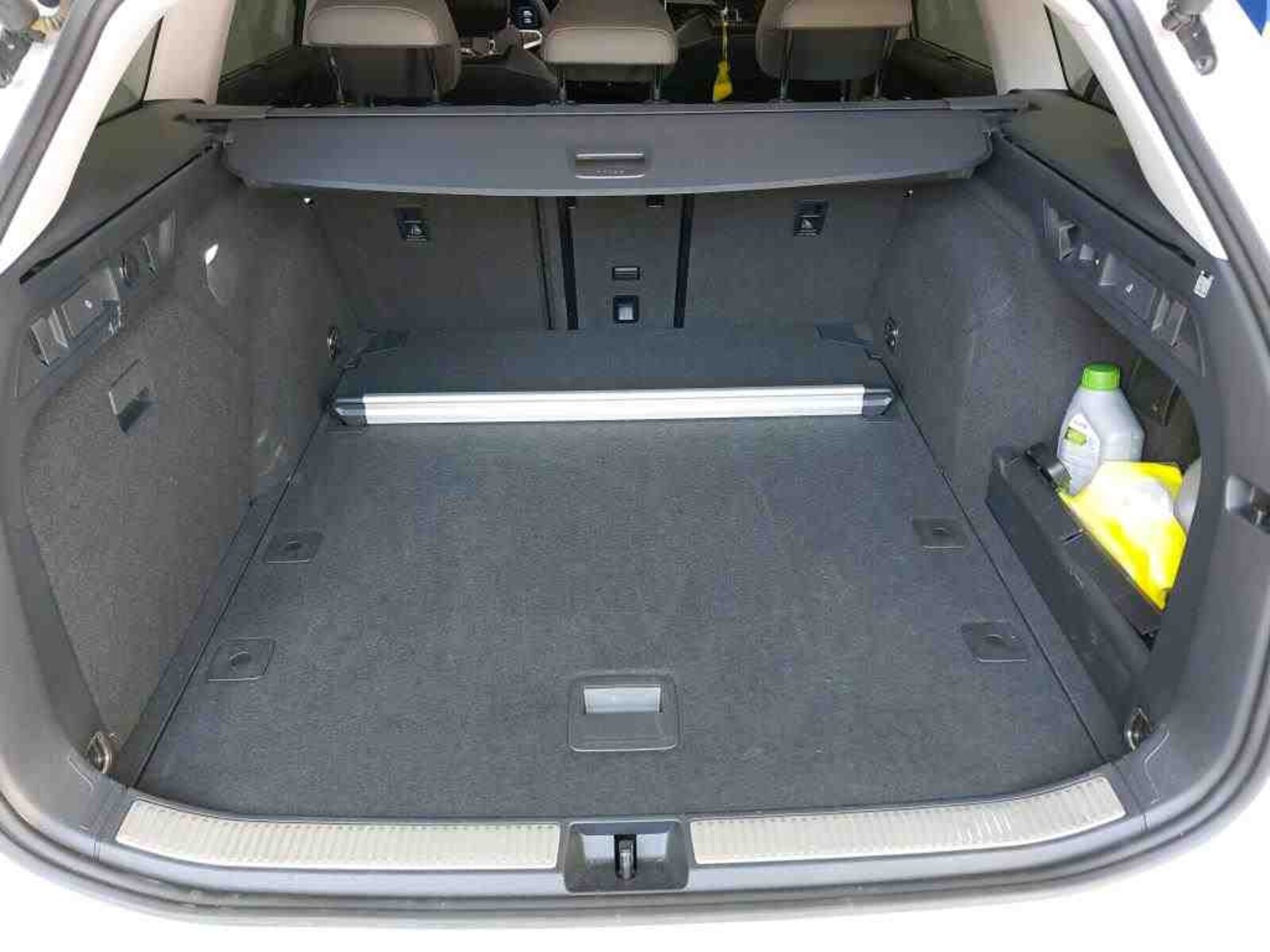 Volkswagen Passat – Bild 9