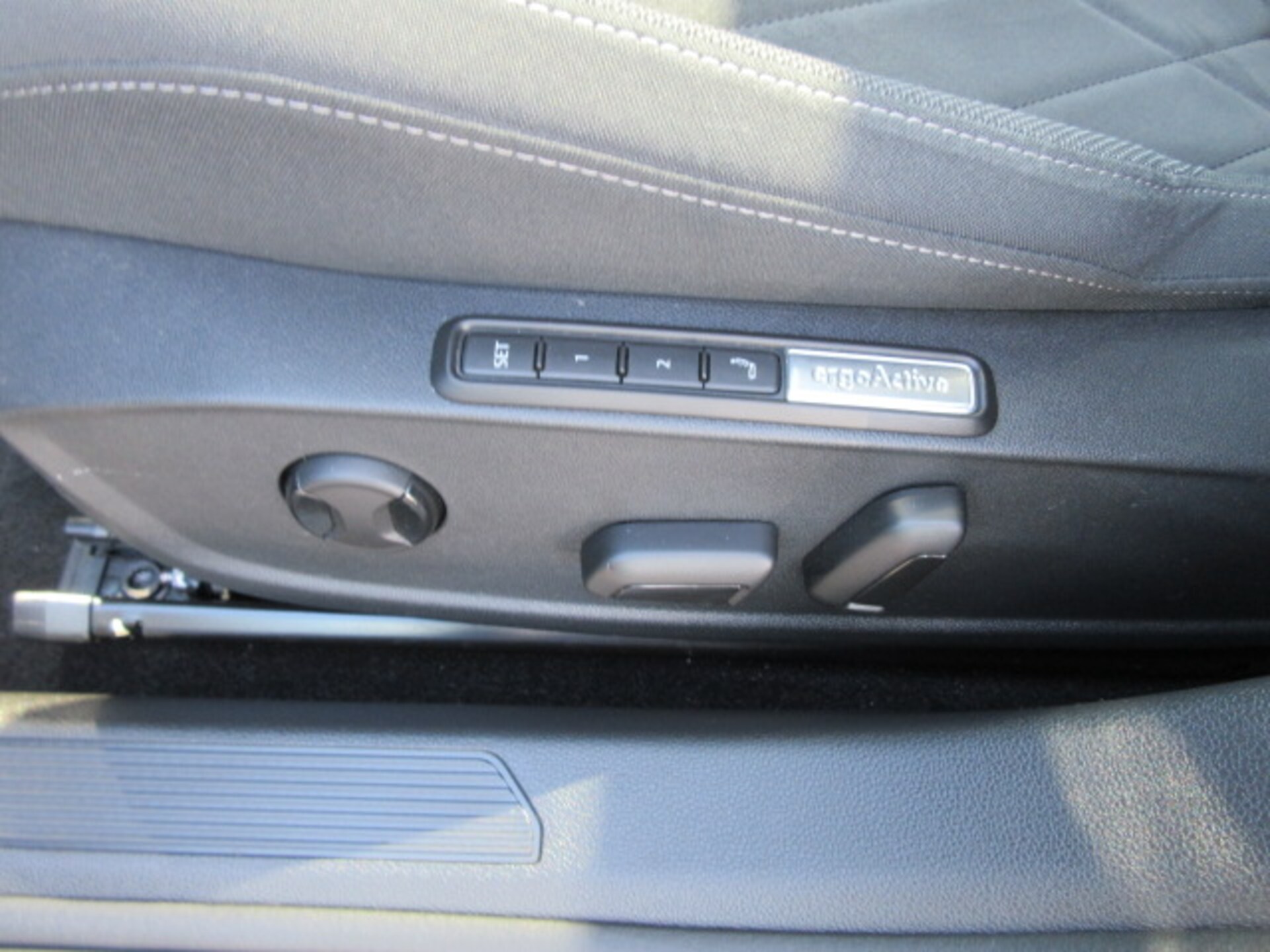 Volkswagen Golf Style