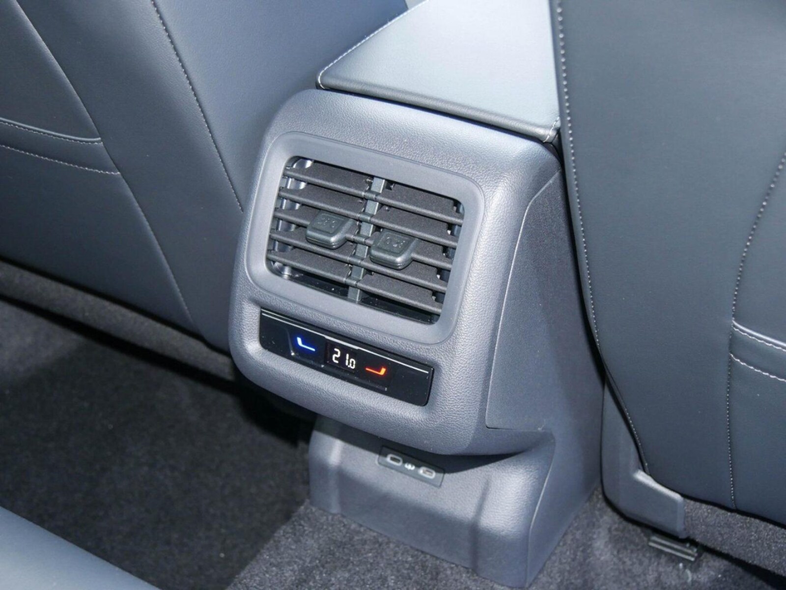 Volkswagen T-Roc – Bild 11