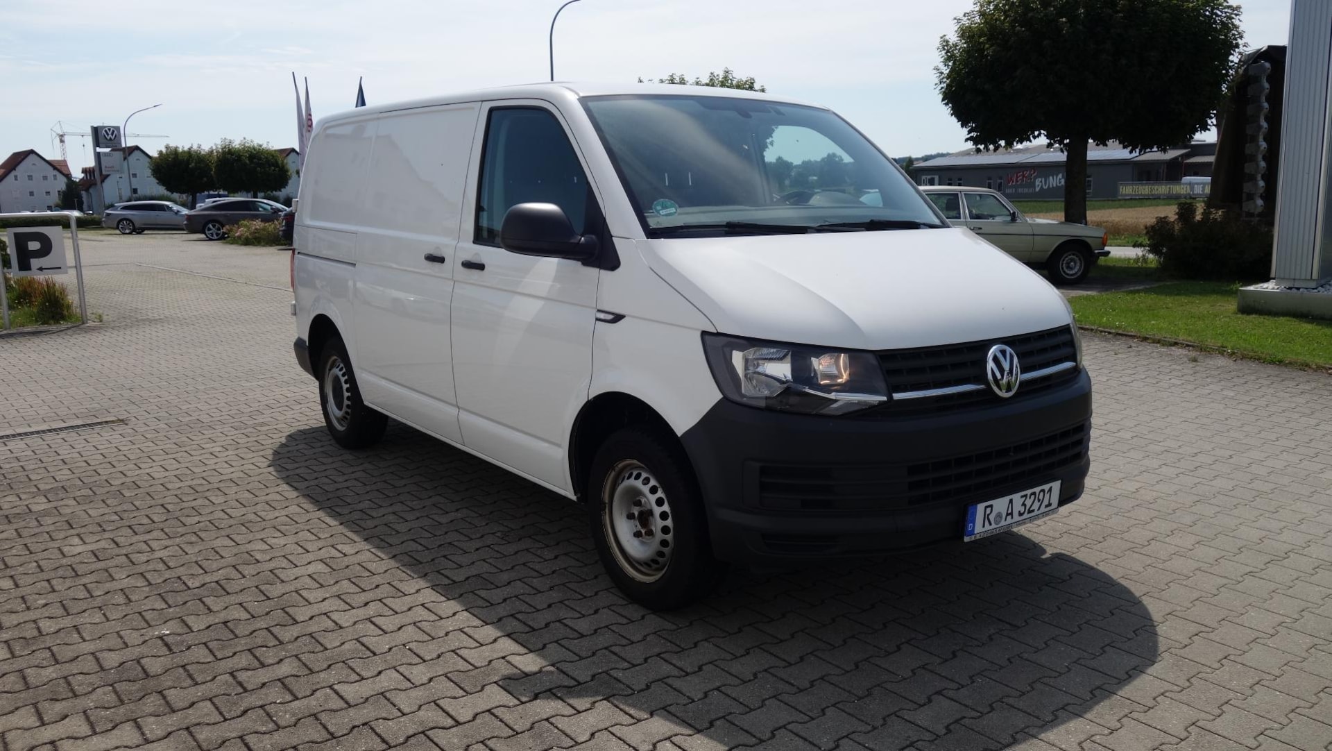 Volkswagen T6 Transporter Kasten kurzer Radstand