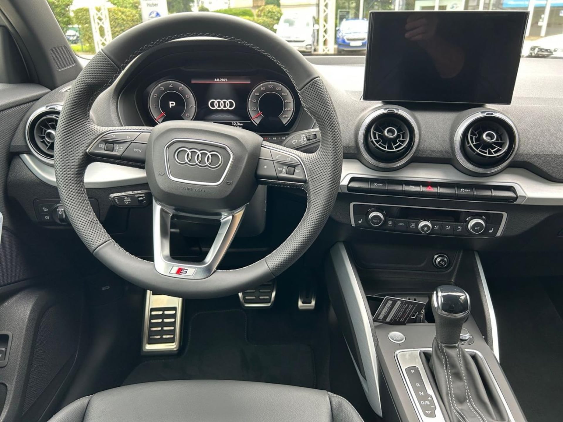 Audi Q2 S line