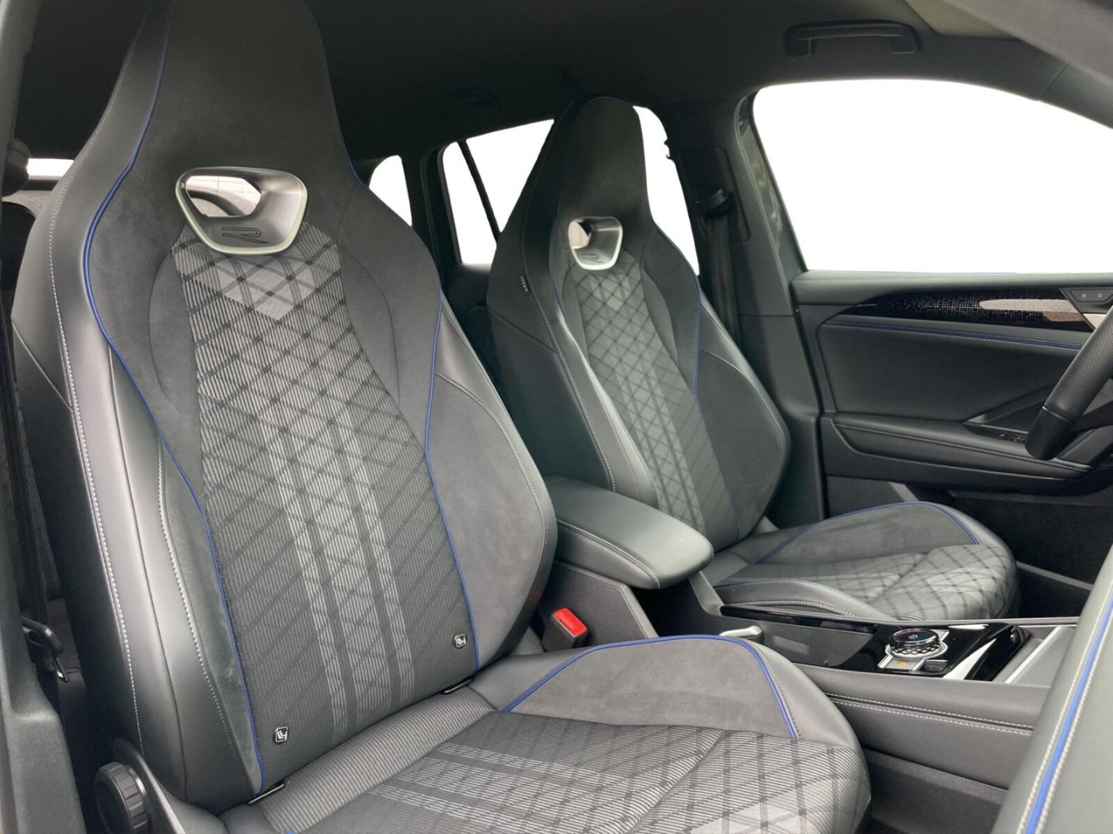 Volkswagen Tiguan – Bild 18