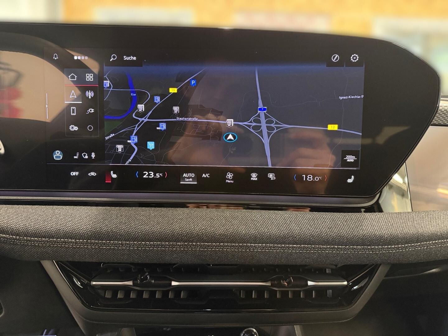 Bild über Audi A6 Avant e-tron e-tron performance - für weitere Informationen kontaktieren Sie den Audi Partner