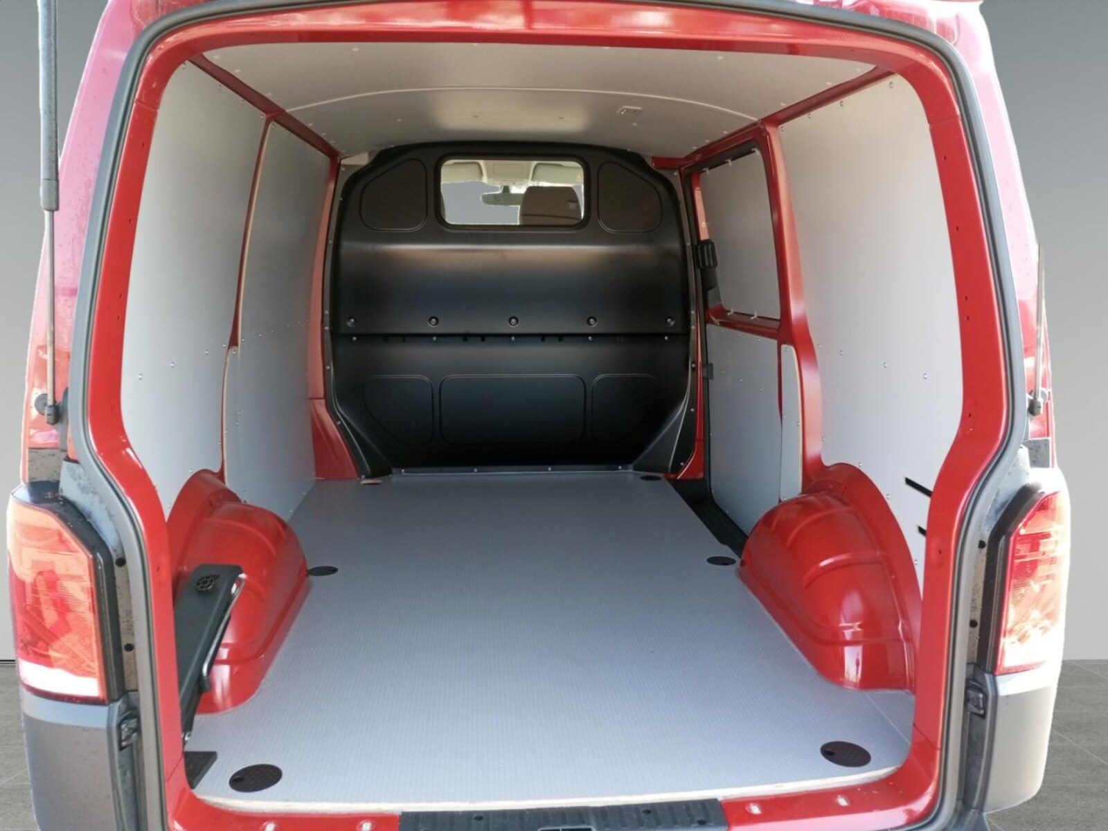 Volkswagen T6.1 Transporter Kasten kurzer Radstand – Bild 8