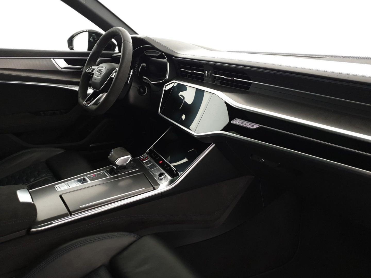 Image about Audi RS 6 Avant RS 6 Avant 441 kW (600 PS) tiptronic