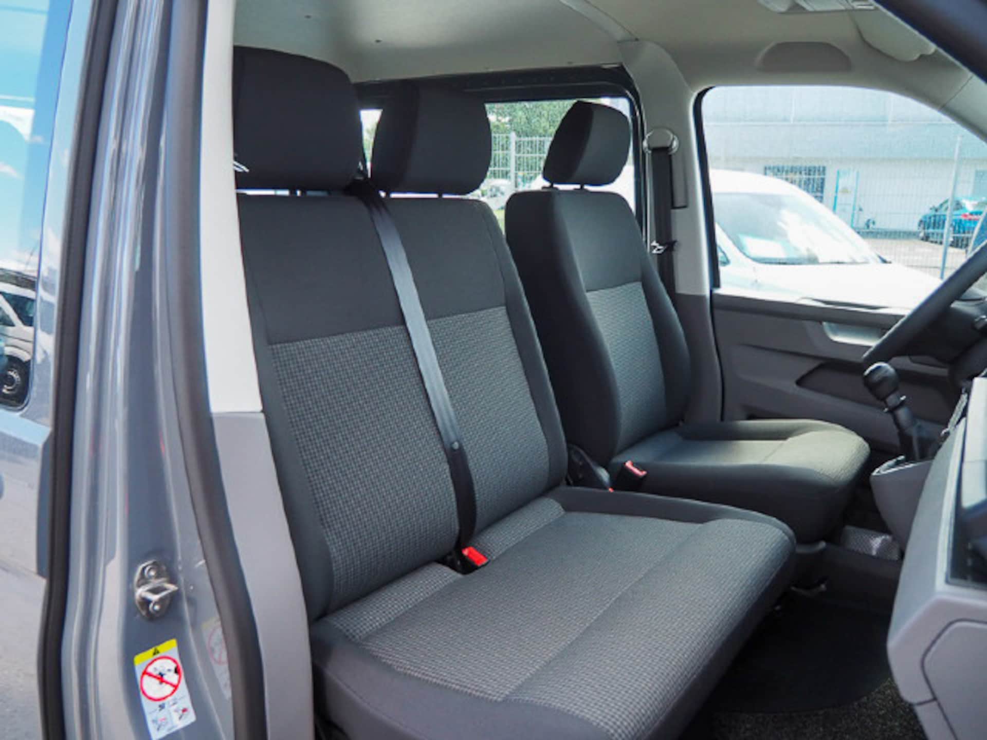 Volkswagen T6.1 Transporter Kombi kurzer Radstand