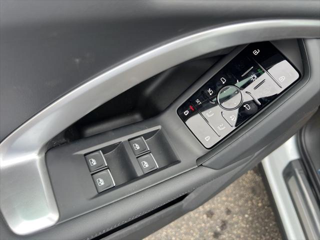 2025 Audi Q5 Premium - Photo 23