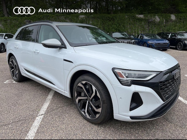 2024 Audi Q8 e-tron