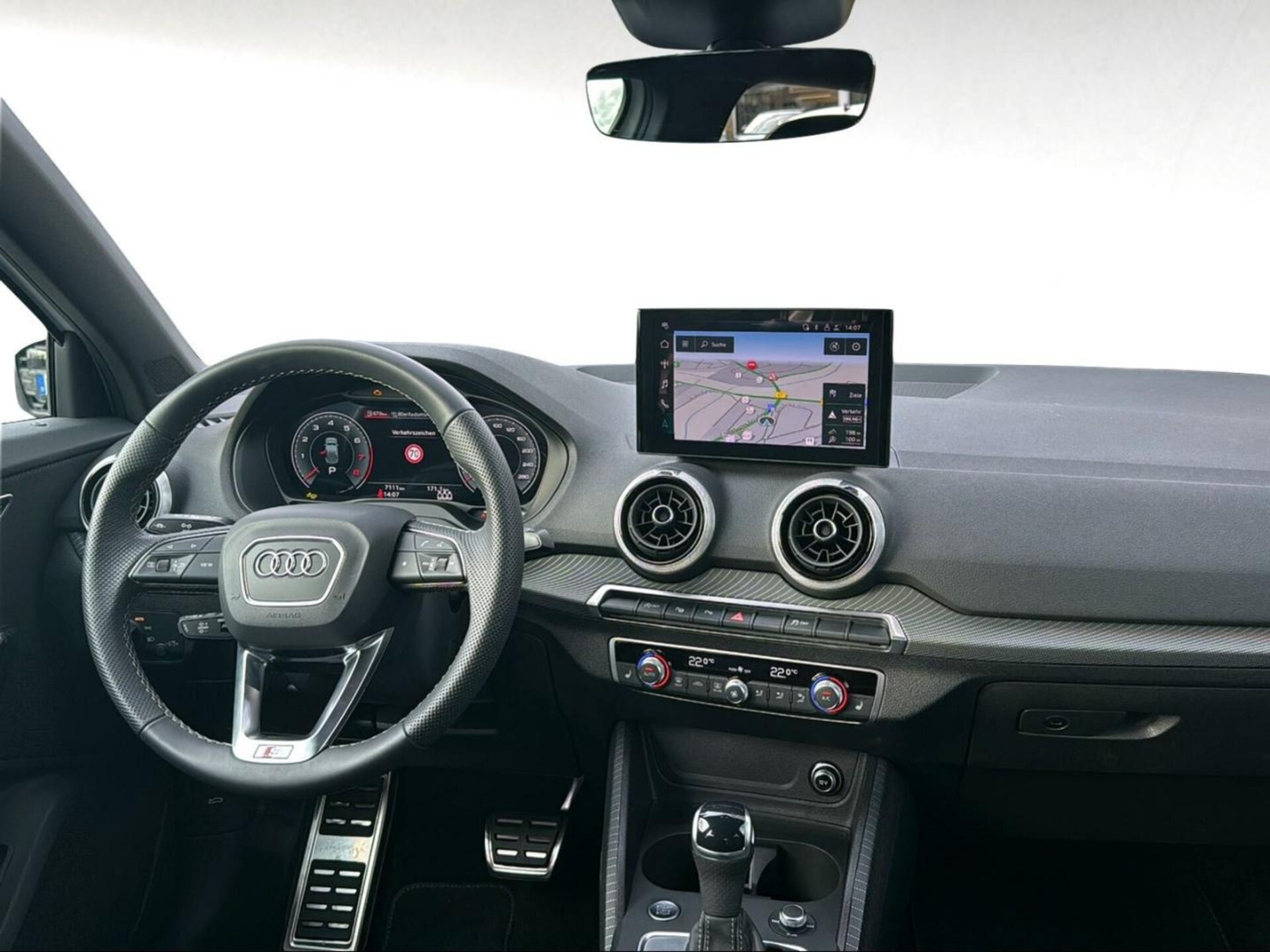 Audi Q2 S line