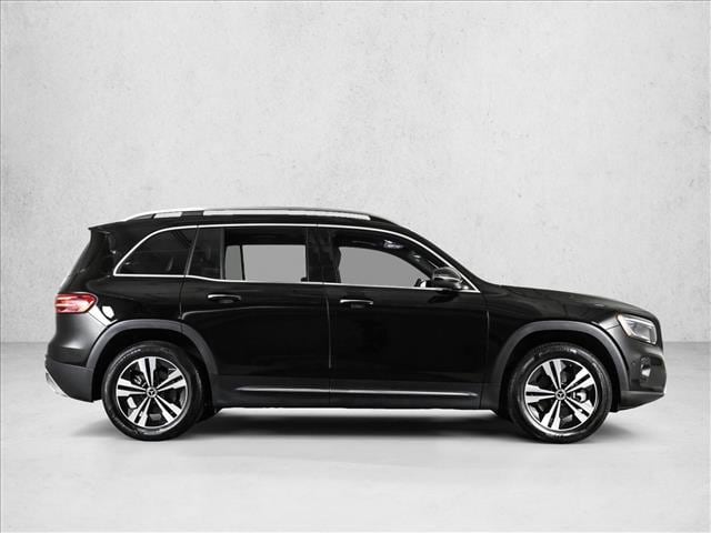 2026 Mercedes-Benz GLB 250