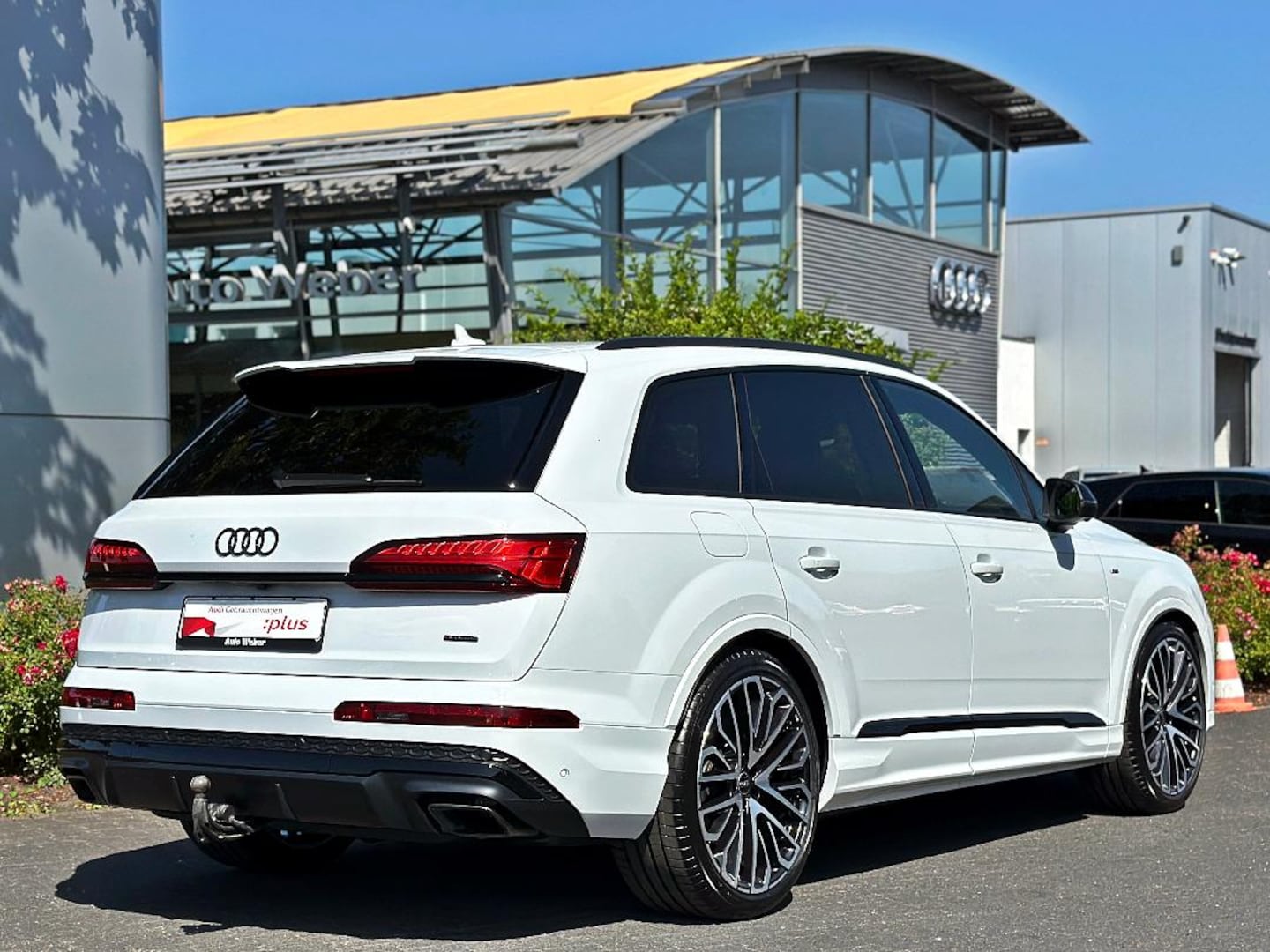 Bild über Audi Q7 SUV S line business TFSI quattro 250 kW tiptronic - für weitere Informationen kontaktieren Sie den Audi Partner