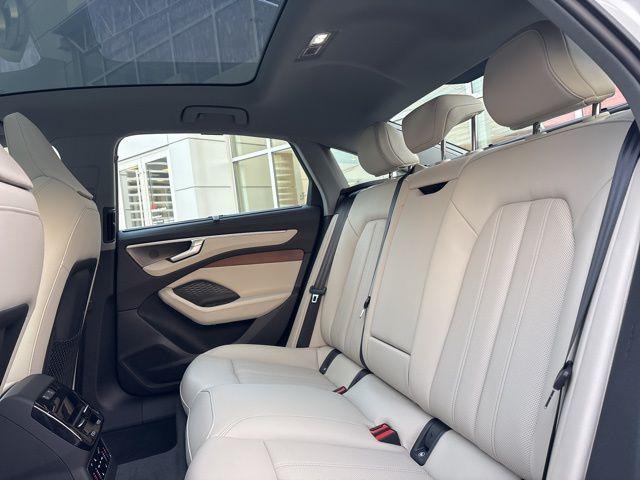 2026 Audi A6 Premium Plus - Photo 36