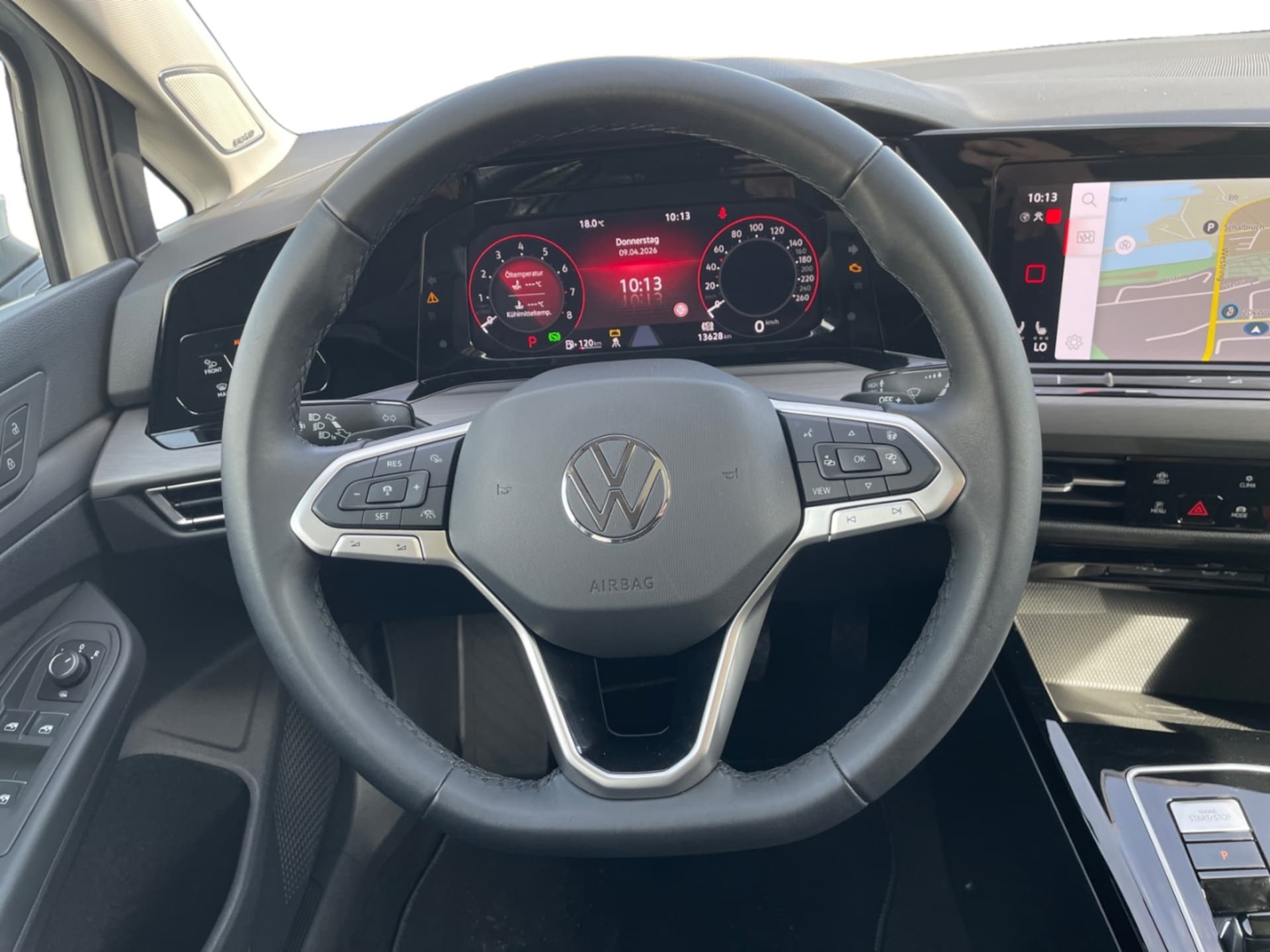 Volkswagen Golf Style