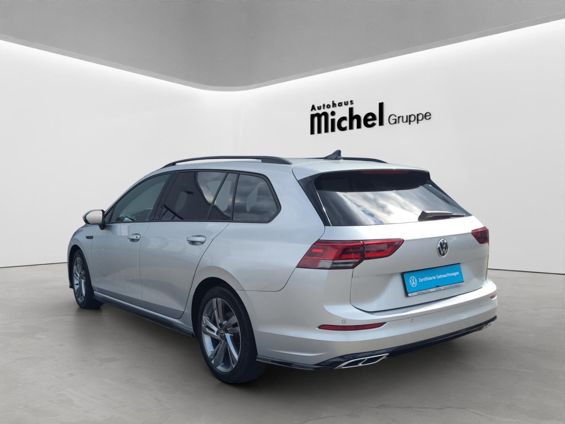 Volkswagen Golf Variant R-Line