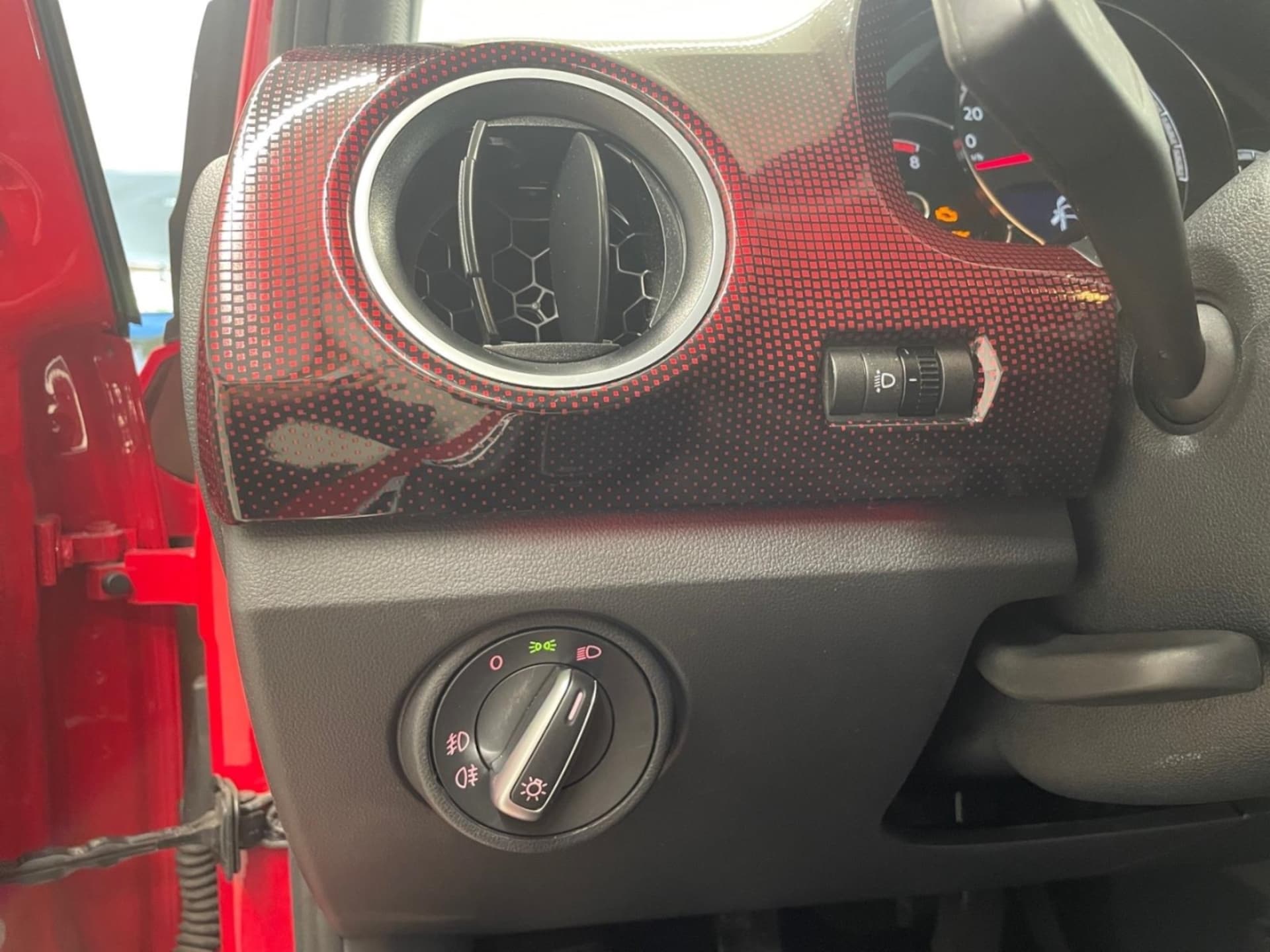 Volkswagen up! GTI