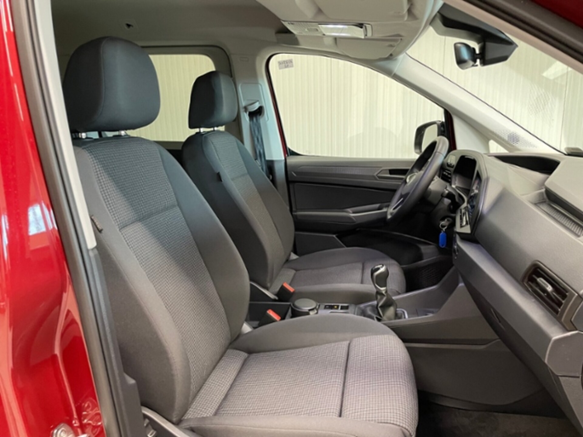 Volkswagen Caddy Basis-Modell