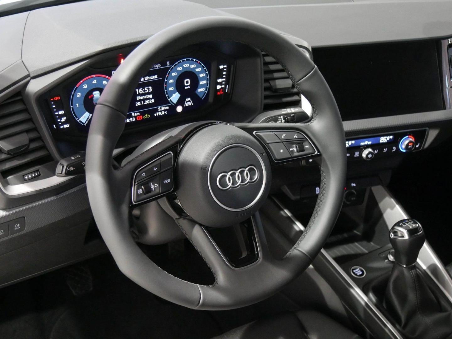 Bild über Audi A1 Sportback advanced 25 TFSI Schaltgetriebe - für weitere Informationen kontaktieren Sie den Audi Partner