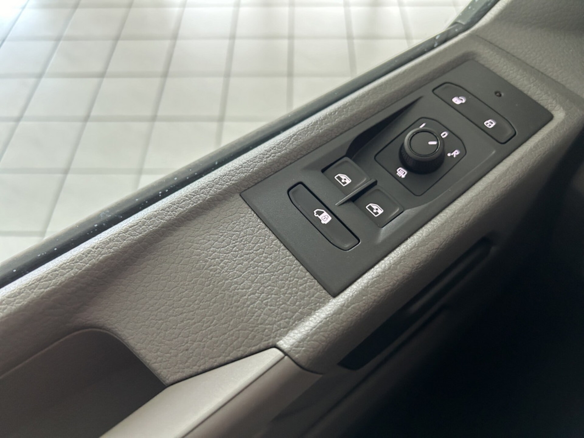Volkswagen T6.1 Transporter Kasten kurzer Radstand