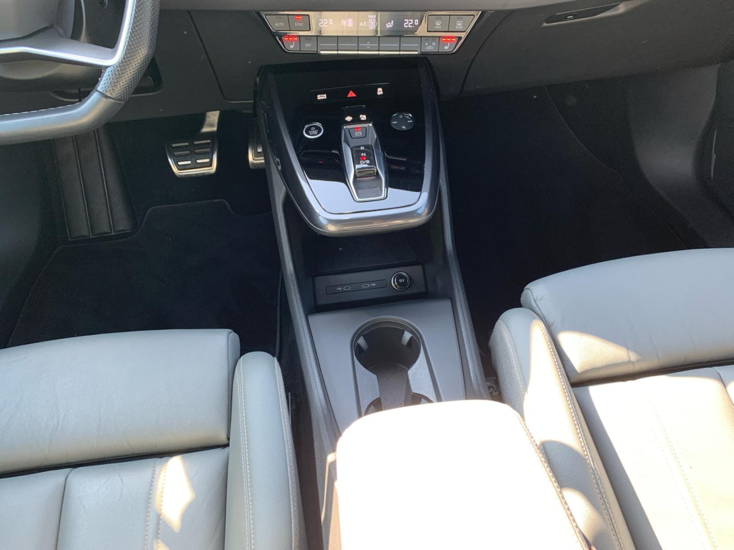 Image about Audi Q4 e-tron 40 e-tron