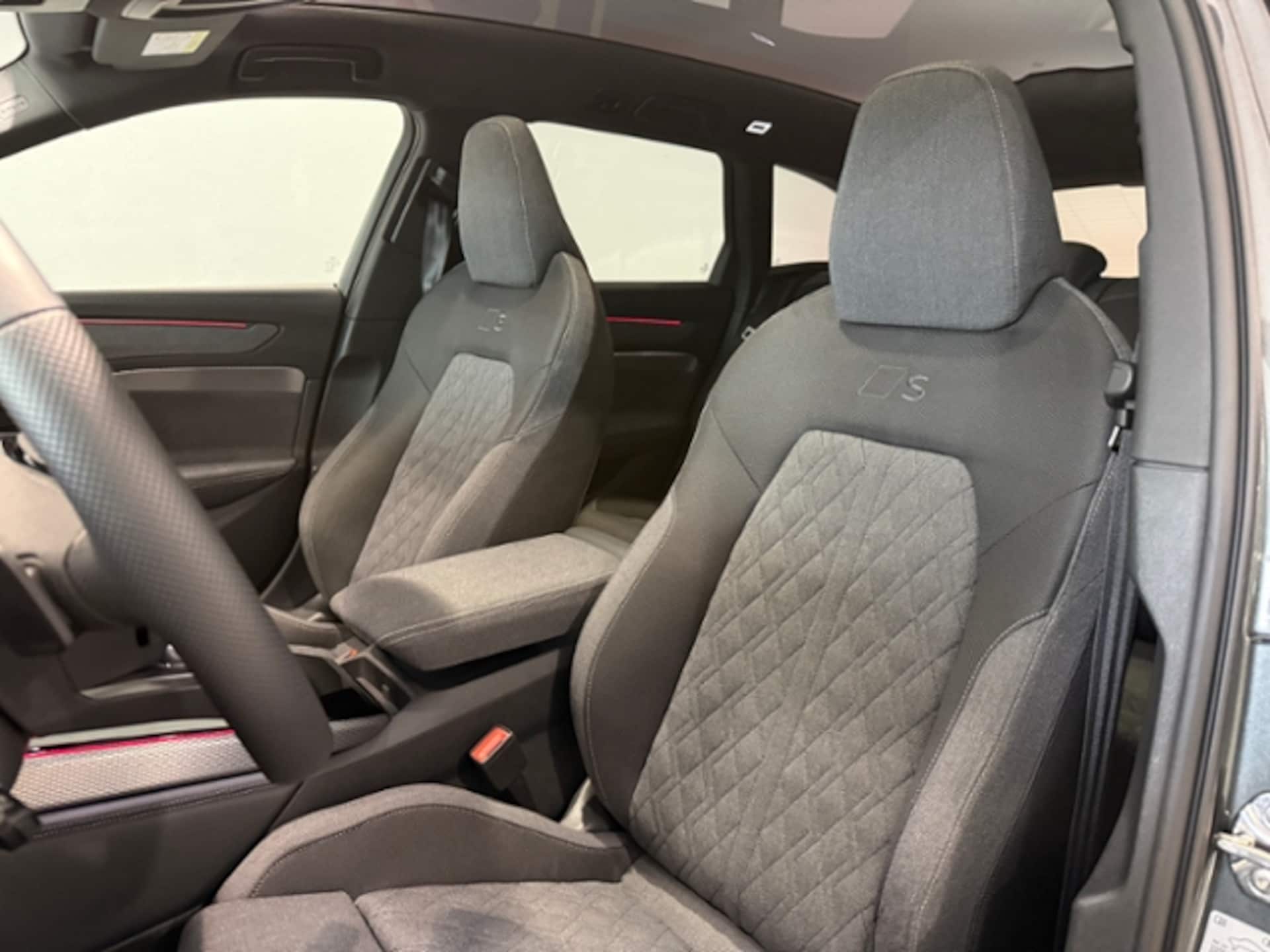 Audi A6 Avant edition one