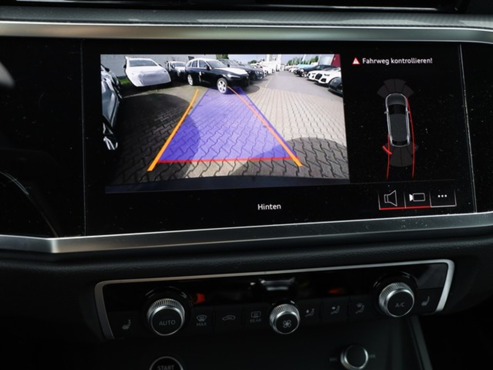 Audi Q3 Sportback – Bild 15
