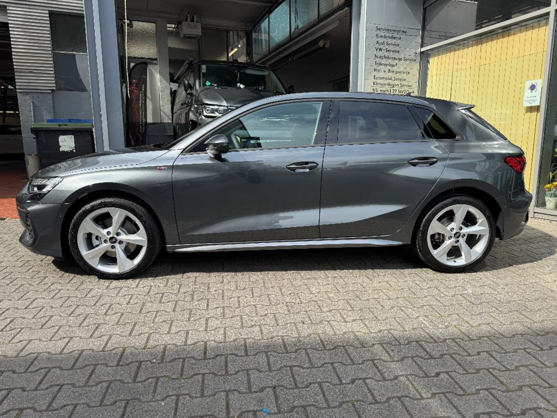 Audi A3 Sportback S line